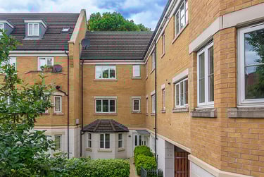 2 bed flat, Blakes Road, Southwark, London, SE156HE - Image 12